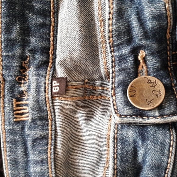 Kut from the Kloth Jeans - Picture 3 of 9